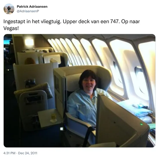 Ingestapt in het vliegtuig. Upper deck van een 747. Op naar Vegas! http://t.co/lZnVQ2X1