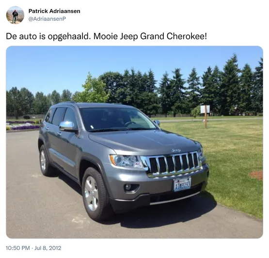 De auto is opgehaald. Mooie Jeep Grand Cherokee! http://t.co/BzAgvjEZ