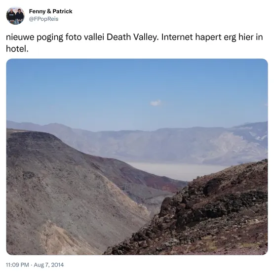 nieuwe poging foto vallei Death Valley. Internet hapert erg hier in hotel. http://t.co/XpEAOITwMI 