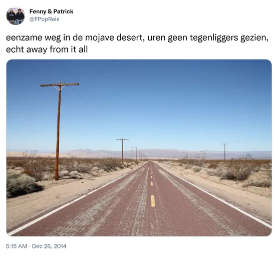 eenzame weg in de mojave desert, uren geen tegenliggers gezien, echt away from it all http://t.co/GJPZTyYE9O