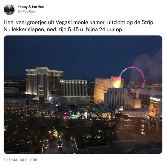 Heel veel groetjes uit Vegas! mooie kamer, uitzicht op de Strip. Nu lekker slapen, ned. tijd 5.45 u. bijna 24 uur op. http://t.co/tNKZEMQAVW 