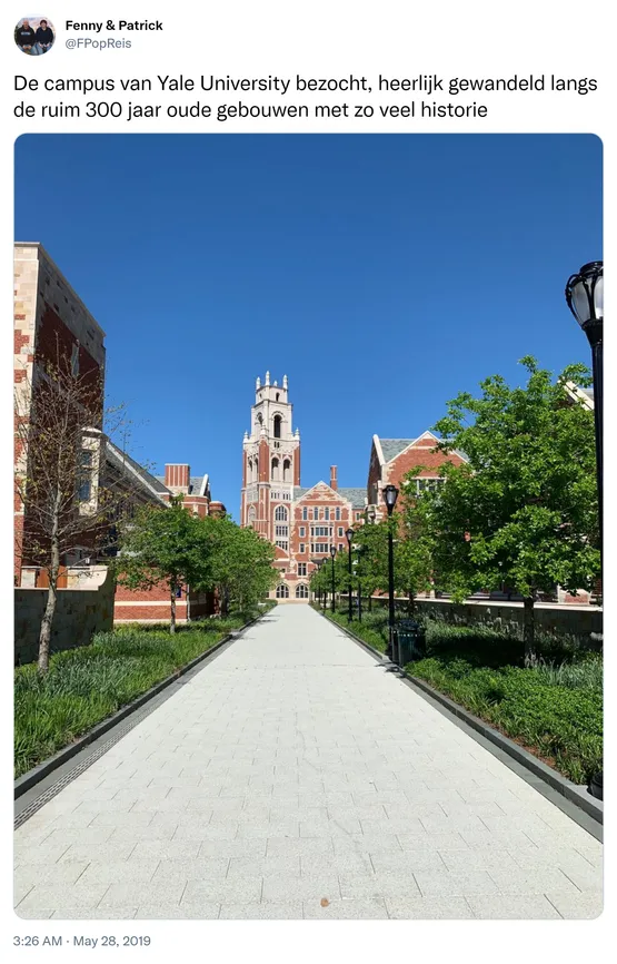 De campus van Yale University bezocht, heerlijk gewandeld langs de ruim 300 jaar oude gebouwen met zo veel historie https://t.co/tFyP8aRzCF
