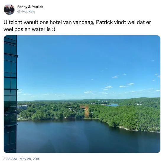 Uitzicht vanuit ons hotel van vandaag, Patrick vindt wel dat er veel bos en water is :) https://t.co/PWl8T36LLx 
