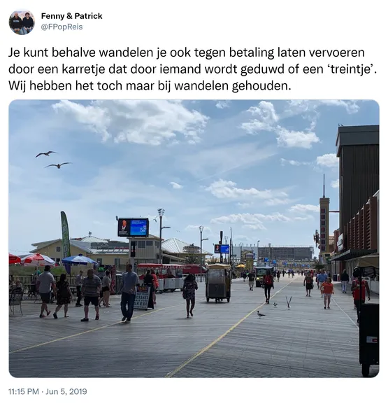 Je kunt behalve wandelen je ook tegen betaling laten vervoeren door een karretje dat door iemand wordt geduwd of een ‘treintje’. Wij hebben het toch maar bij wandelen gehouden. https://t.co/Ow7RRrNpCb
