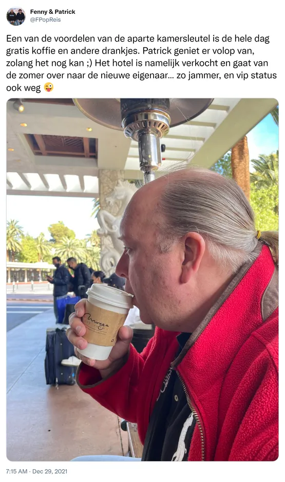 Een van de voordelen van de aparte kamersleutel is de hele dag gratis koffie en andere drankjes. Patrick geniet er volop van, zolang het nog kan ;) Het hotel is namelijk verkocht en gaat van de zomer over naar de nieuwe eigenaar… zo jammer, en vip status ook weg 😜 https://t.co/jh0Tbk8Zzd
