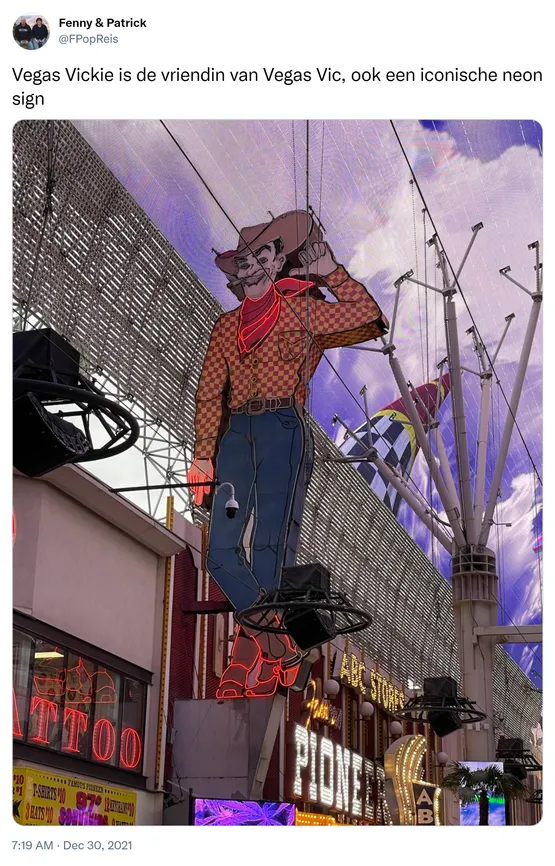 Vegas Vickie is de vriendin van Vegas Vic, ook een iconische neon sign https://t.co/nY6r9mEgmd