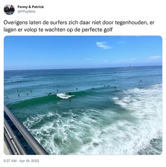 Overigens laten de surfers zich daar niet door tegenhouden, er lagen er volop te wachten op de perfecte golf https://t.co/RXuQ96EY3B 