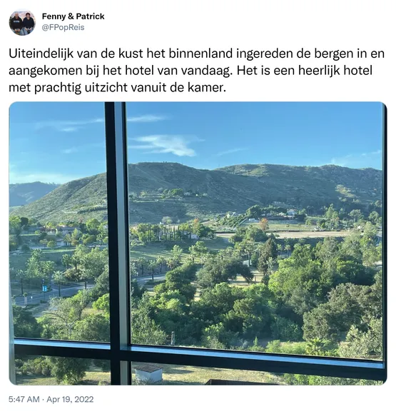 Uiteindelijk van de kust het binnenland ingereden de bergen in en aangekomen bij het hotel van vandaag. Het is een heerlijk hotel met prachtig uitzicht vanuit de kamer. https://t.co/jrBDk29YC2
