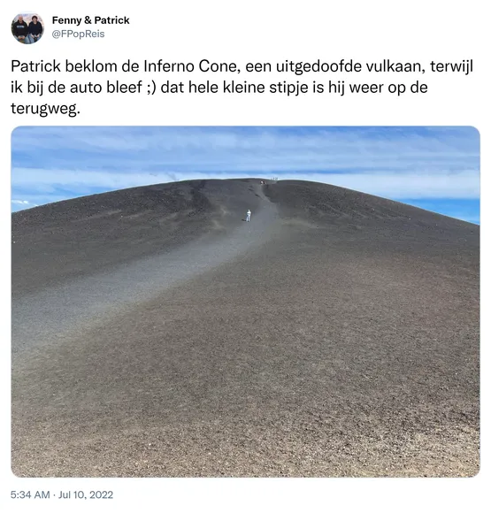 Patrick beklom de Inferno Cone, een uitgedoofde vulkaan, terwijl ik bij de auto bleef ;) dat hele kleine stipje is hij weer op de terugweg. https://t.co/1IRHrlmrWL 