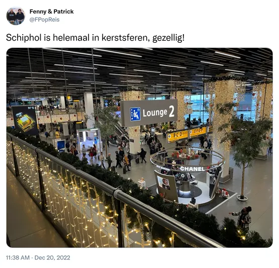 Schiphol is helemaal in kerstsferen, gezellig! https://t.co/wBLY2oMCnq