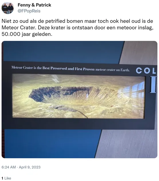 Niet zo oud als de petrified bomen maar toch ook heel oud is de Meteor Crater. Deze krater is ontstaan door een meteoor inslag, 50.000 jaar geleden. https://t.co/5IQZYgM7hp
